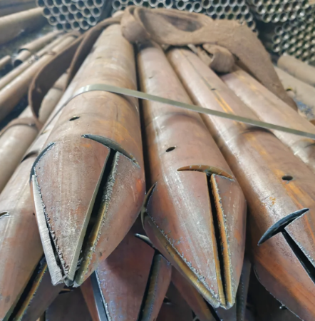 鄂州出尖打孔加工无缝注浆钢花管注浆管厂家